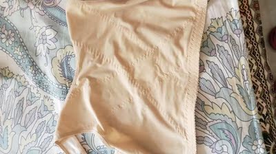 穿了一段时间,塑型效果非常好,感觉腋下的副乳变小不少,我会继续坚持使用,希望自己的胸型更加完美 穿了一段时间,塑型效果非常好,感觉腋下的副乳变小不少,我会继续坚持使用,希望自己的胸型更加完美