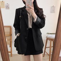 Net red small suit jacket womens 2021 spring and autumn Korean version of the British style Black suit design niche top