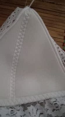 质量一搬,穿着很舒服,因为是蕾丝内衣穿起来蛮性感的 质量一搬,穿着很舒服,因为是蕾丝内衣穿起来蛮性感的