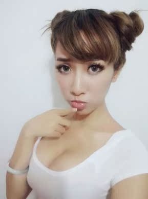 包装很精致！很中意，这款丰胸总之很喜欢啦！客服推荐介绍很耐心介绍怎么使用。我胸不小就是下垂，用了一段时间之后，真的坚挺起来了，紧致圆润了，大爱