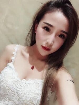 很喜欢，还没有用呢！看起来很不错。包装跟图片看起来是一样的。产品包装很漂亮，携带方便挺好的。很好，愿效果不要失望。物流很快，一起买了几家，这家最快了！！！最先到货的，快递小哥服务态度好，拆开包裹产品没有异味，很不错的，内衣材质很好，质感很好，现在看来是很满意的，这个价格也很划算，不贵，卖家也很贴心没有在外面写我买的是什么产品，哈哈。不然收货的时候好尴尬呀。