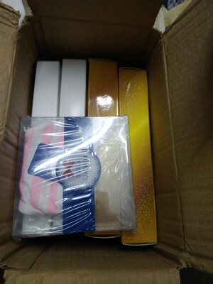 已经收到货了，拆开看了，袜裤很厚实，摸起来也很软很滑，一下子买了四条，就等着冬天穿了，搭配我的小裙子，希望不要冷，凑起来买就送了一个帆布袋，又有一个袋子用了超级开心(&cap;_&cap;)，就是那个鸡我不是很喜欢，不知道有没有办法可以去掉那个鸡🐔，卖家也很好，送了小胖次，就是不知道这小胖次我能不能穿得下哈哈哈哈哈哈