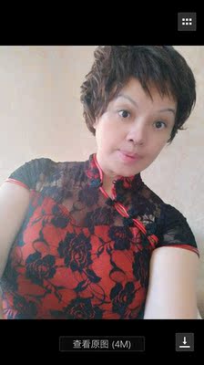 衣服很漂亮，跟图片一样，很喜欢