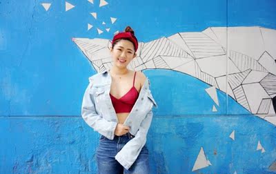 酒红色没有色差，天冷外搭一件衬衫或者一件小皮衣都很有高级感