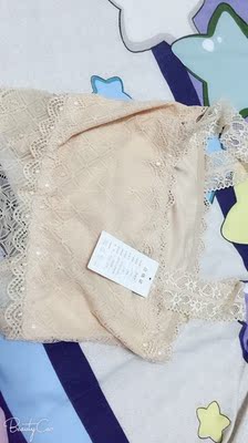 面料舒服，质量很好，很喜欢