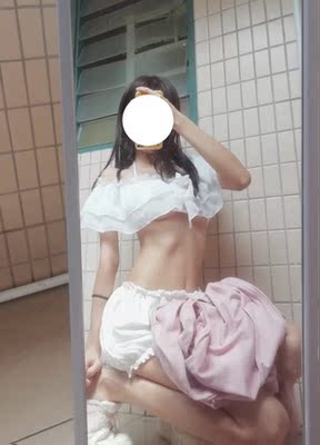 穿上十分仙哇哇！(๑Ő௰Ő๑) 非常喜欢惹！！鸭比鸭比！