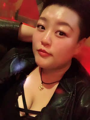 很漂亮，超级喜欢，聚拢效果好