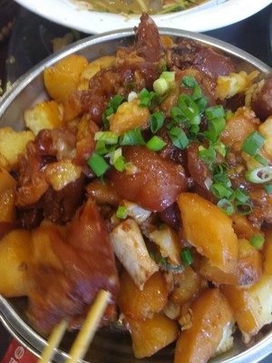 揭秘分析创维65V9E和65M9电视那个好，通过数据看真相，哪款更好