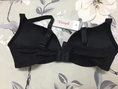 东西很棒，大小刚刚好，聚拢效果也还行，不愧为大牌子，花了比房价还贵的钱，值得的！下次买还来这家店。不过包装有点简陋，要是能好一点就更好了哈，希望卖家可以改进下，毕竟这么贵呢！晋级赛觉得就到家就当减肥开车就赶快改口费地哥几个可好看分开高考v肯定