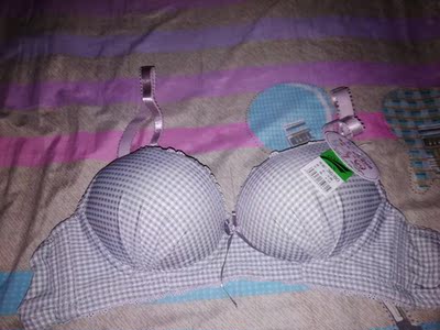 挺好的,料子也挺舒服的,妹妹也挺喜欢的,图案也超级好看的哈哈哈,大爱的 挺好的,料子也挺舒服的,妹妹也挺喜欢的,图案也超级好看的哈哈哈,大爱的