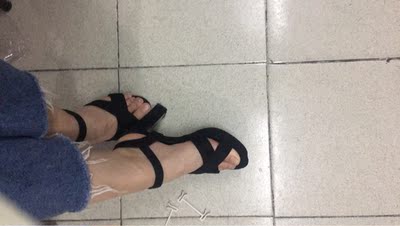 为了走秀买的，超级好看，很稳，物有所值！