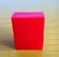 The seal box can be placed with 2 horn seals. The seal box seal material wholesale