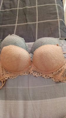 衣服非常好 很喜欢  厚薄都可以