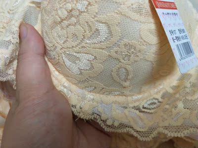 一如既往地好  第二次购买了  想要两个肤色有钢圈的 选购的时候没有  和客服说了一下  态度特别好的就给备注了  好评  还会光顾的 祝店家生意兴隆