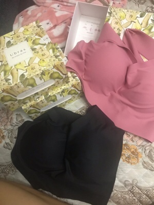 朋友推荐的一家店，看这几天看有活动买了几件内衣，收到后穿上很舒服。内衣质量也相当不错。内衣包装也非常漂亮。有大品牌的气质。