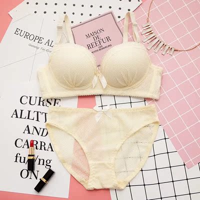 穿着很舒服，大小正合适，不掉色