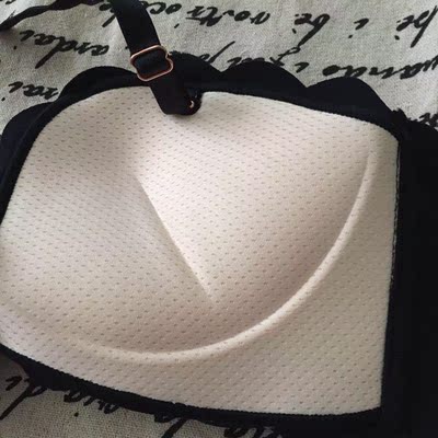 质量很棒～到家就试了下很舒服～洗了也不掉色～很稀饭