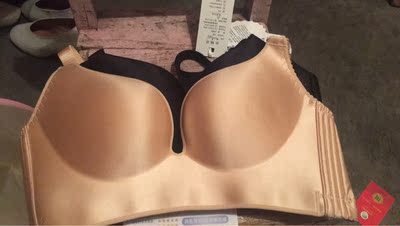 买了第二次了,穿着很舒服,下次还会继续购买 买了第二次了,穿着很舒服,下次还会继续购买