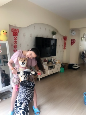 【揭秘】emicro小海豚电动车怎么样,适合女生吗?电池续航能力好吗