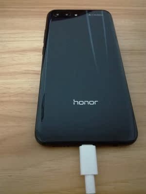 讨论解说荣耀V10和10GT手机那个好，评测细节对比，真相大曝光！