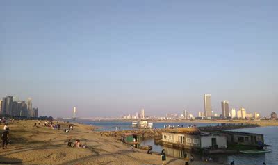 听说好评必须85字？不然没有积分？那么问题来了，怎么样才可以达到85字呢？这个问题在我的脑海里久久不去。马云爸爸怎么可以这样欺负我？不给我买冰阔洛也就算了，还让我一个二年级的小学生评论一定要写85字，哼！好过分啊，一定要记在小本本上！￣へ￣