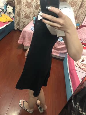 没想到这么物超所值 很好看 显瘦 面料也舒服 百搭小黑裙