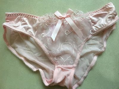 好好好好好好好，没色差，我滴少女心哪！款式好看，做工也不错，客服推荐尺码也准确，赞一个