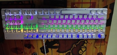 点评腹灵M104北美版电竞游戏机械键怎么样，为何销量这么好？