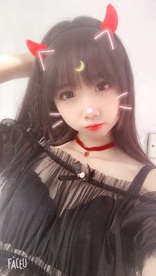 超好看的衣服~~~~透视有点色气的感觉~~料子也很舒服，向店家笔芯~~~~~