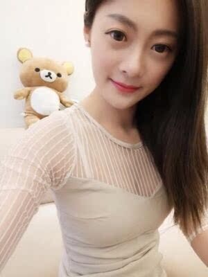 不错的产品，非常温和，皮肤吸收起来也快，最近几天胸部有点发胀，问了客服说这是胸部在吸收营养，慢慢用会效果出来的，所以我很期待，给自己加油！