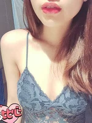 一步步看着自己越来越好,胸越来越坚挺,穿衣服终于可以穿性感的了。 一步步看着自己越来越好,胸越来越坚挺,穿衣服终于可以穿性感的了。