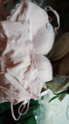 蛮好哟！   大爱这种薄度的   那种很厚的真心穿不了  虽然胸小咧  但就是不喜欢垫  勒得慌