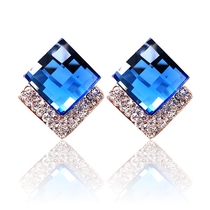 Hanchao flashing diamond-shaped red and black gemstone large stud earrings pure blue crystal fashion exquisite luxury earrings without pierced ear clips