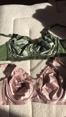 这么多年，终于找到适合我的文胸店了！大胸妹子的福音啊！屯了好几件，经济又实惠！重点是特别舒服！显胸小！包裹性非常好！