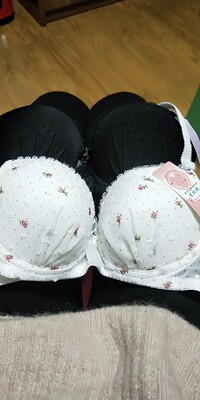 质量不错，尺码也标准，穿着舒服，手感柔软，真心喜欢，实惠！