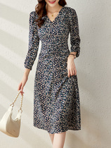 Flower skirt dress Lady temperament French blogger retro print tea break skirt slim waist 21 early Autumn New