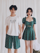 Retro couple swimsuit one-piece dress dark green holiday set slim belly cover the beach for men and women