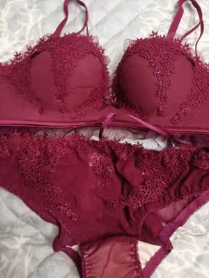 内衣终于到了果真不负我的期望真的很好看质量也很好软软的穿起来也很性感这价格也合理大爱啊请忽略我的小胸哦 内衣终于到了果真不负我的期望真的很好看质量也很好软软的穿起来也很性感这价格也合理大爱啊请忽略我的小胸哦