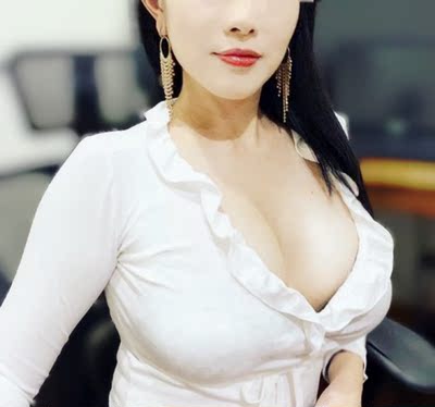 妻子穿了非常滿意,身為丈夫的我也很有面子。 妻子穿了非常滿意,身為丈夫的我也很有面子。