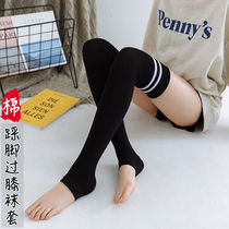 Step on the knee socks womens Korean version of high socks Harajuku wind stockings Japanese college style stockings womens two-bar socks
