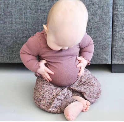 每次确定收货后,偶都会默认好评接着把星星填满,偶觉得这是个好习惯,每当看到:亲,您的评价对别的买家有很大帮助时,偶就发誓一定要做个好评专业户去好好帮助别的买家。马云大叔都说了,给好评的买家都是好买家哈。老板,临走之前再悄悄告诉你一个小秘密,偶已经把你的店铺收藏起来啦!如果别的买家因此而找不到,你可不要怪我哟。 每次确定收货后,偶都会默认好评接着把星星填满,偶觉得这是个好习惯,每当看到:亲,您的评价对别的买家有很大帮助时,偶就发誓一定要做个好评专业户去好好帮助别的买家。马云大叔都说了,给好评的买家都是好买家哈。老板,临走之前再悄悄告诉你一个小秘密,偶已经把你的店铺收藏起来啦!如果别的买家因此而找不到,你可不要怪我哟。