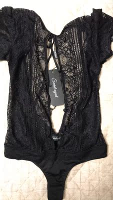 蕾丝挺软的,喜欢的可以入手。 蕾丝挺软的,喜欢的可以入手。