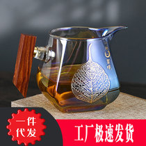 Baijiao cup thickening glass divider solid wooden handle fantastic color cup large capacity high-end creative tea sea