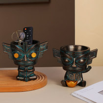 Sanxingdui ornaments bronze longitudinal mask into the door to put the key storage creative shop front decoration