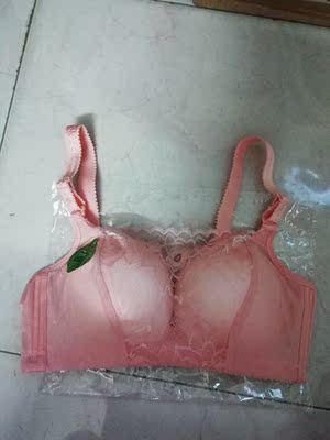 这款14款买了好几次了 厚度适中 合身