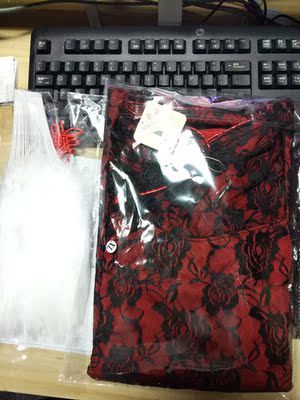 还不错，我穿了，不好意思拍照，不过料子不错，年会节目穿的