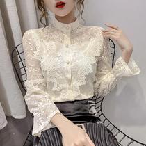 2021 Spring Autumn New Temperament High Elastic Lace Undershirt Woman Han Version Foreign Air Blouse Inner lap trumpeter sleeve