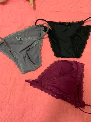 内裤不错,布料虽然少,但穿这好舒服,很多性感哒内裤都会夹屁股,但这宽不会,真心不错! 内裤不错,布料虽然少,但穿这好舒服,很多性感哒内裤都会夹屁股,但这宽不会,真心不错!