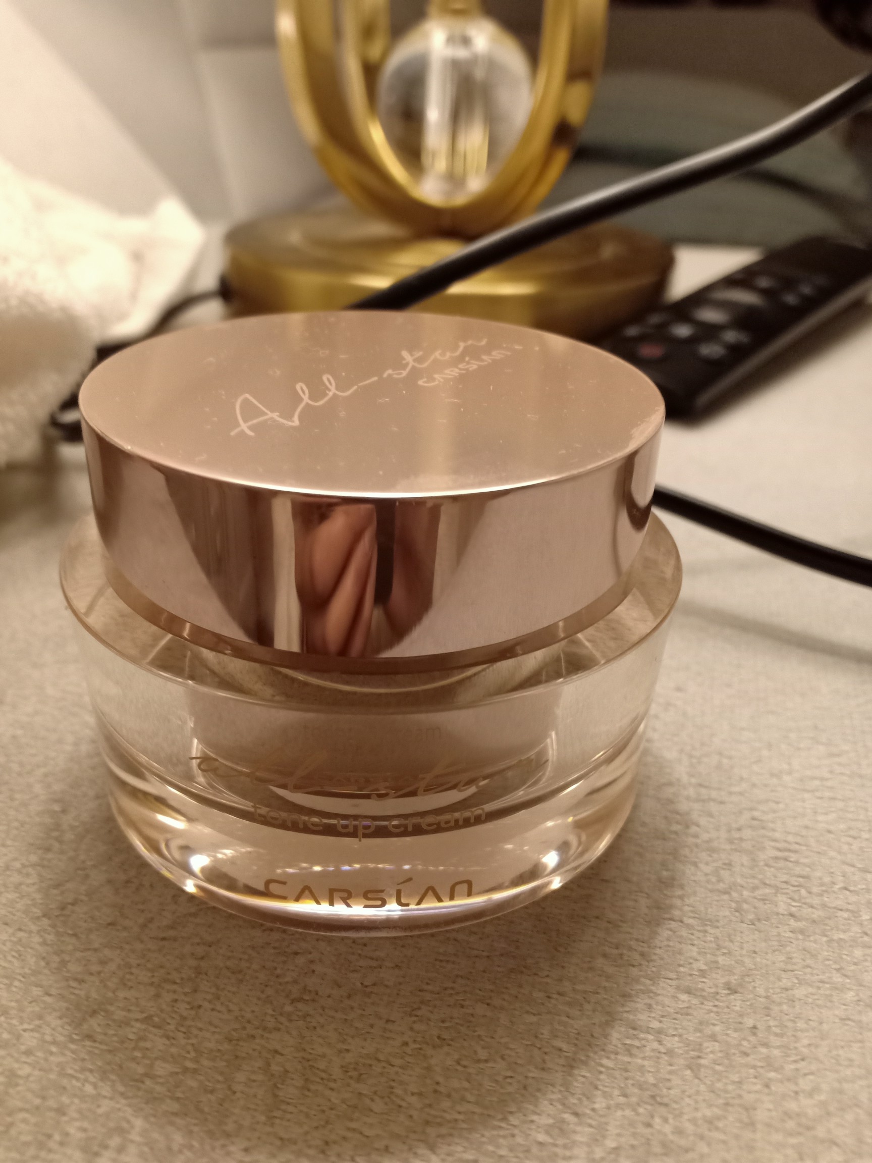 卡姿兰明星素颜霜多少钱一瓶,卡姿兰明星素颜霜晚上可以用吗