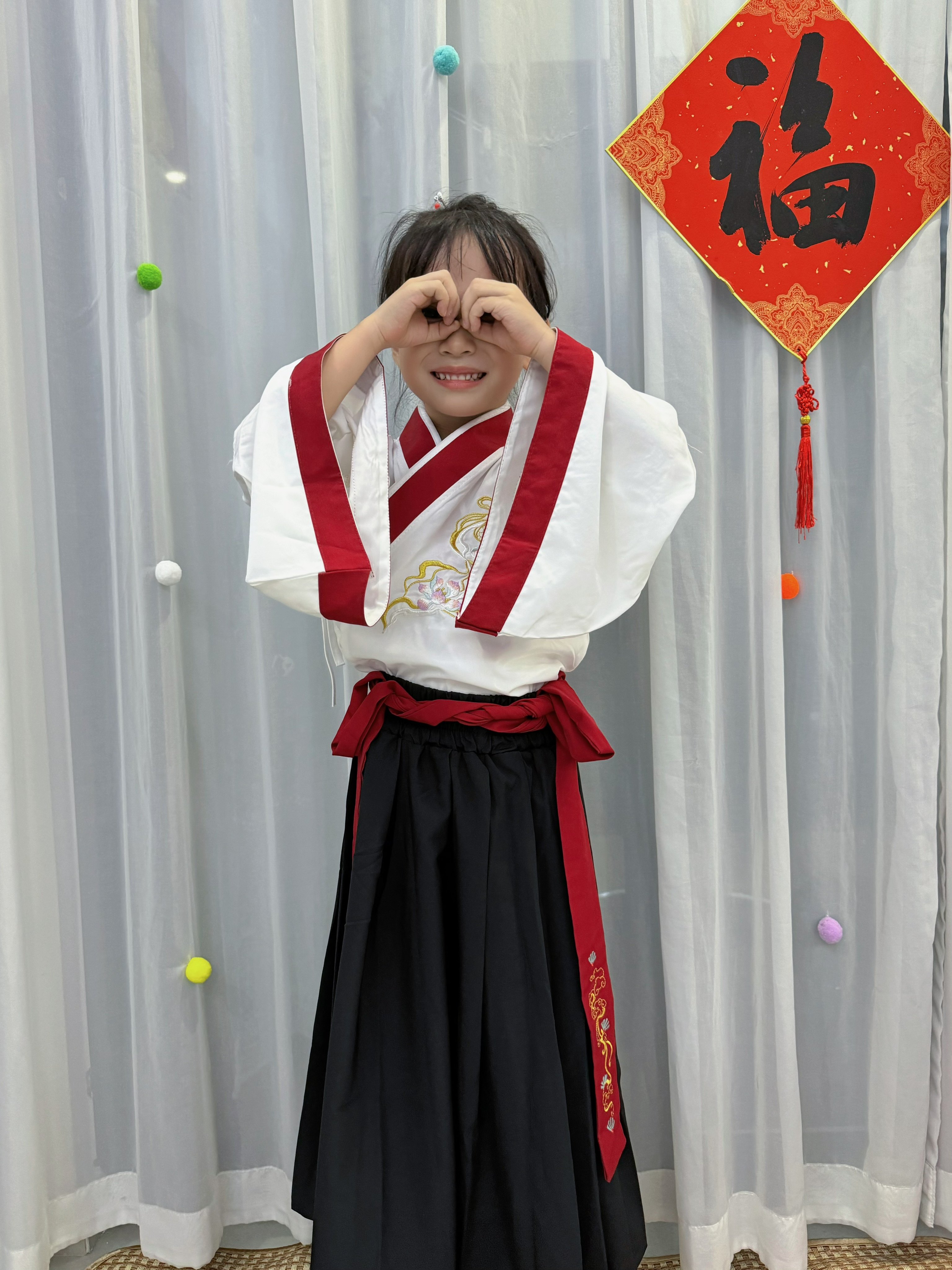 开笔礼汉服儿童国学服装一年级朗诵红色幼儿女古风古装演出服秋冬